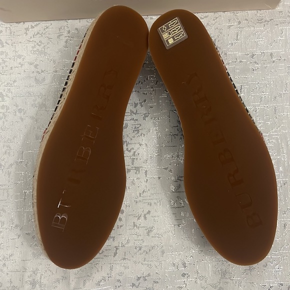 Authentic Burberry Alf Hodgeson  Flat Espadrilles Navy Check - Picture 7 of 10